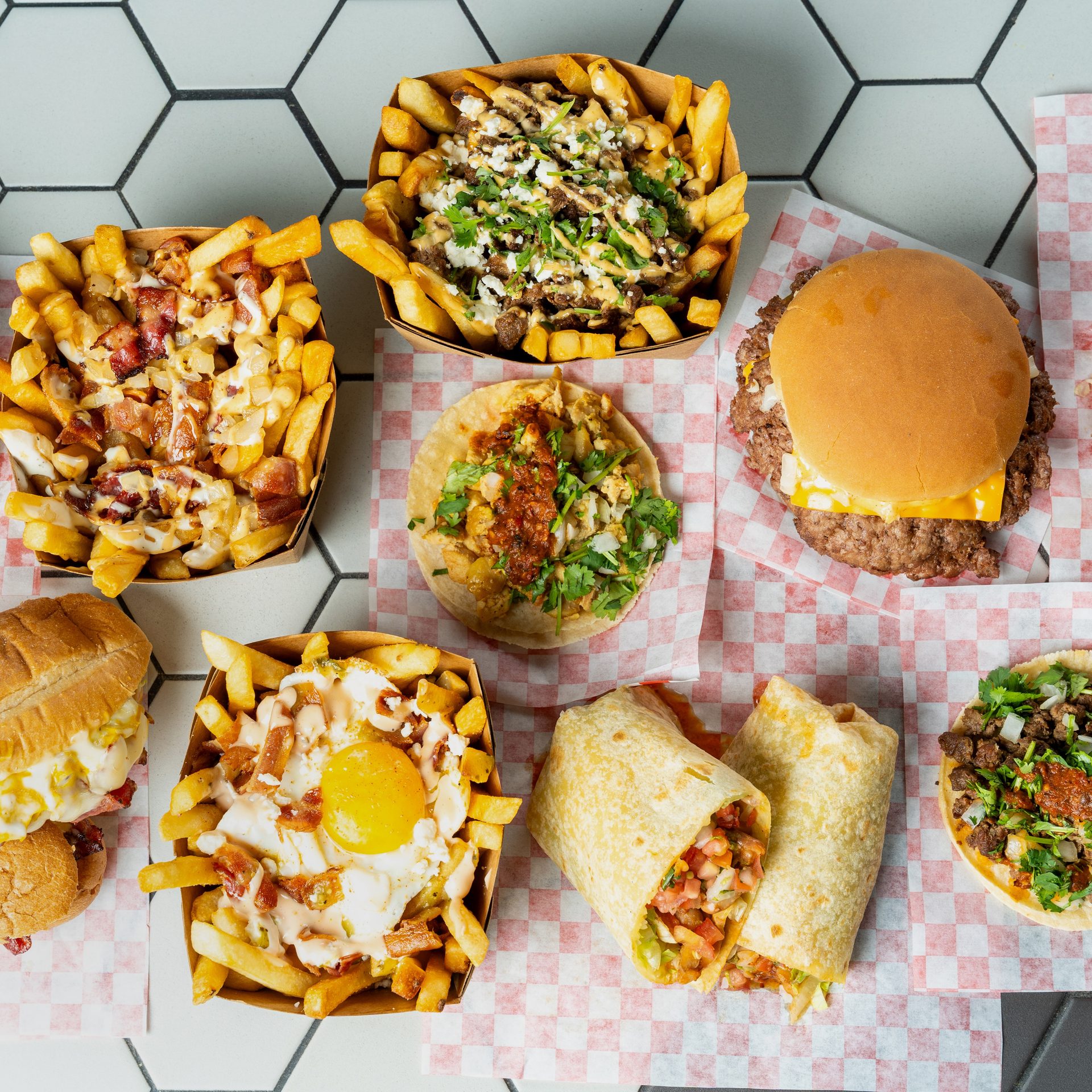 Burgers, Tacos,Fritas, Cold beer
